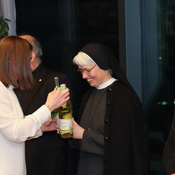 Dank an Sr. Antonia Maria Huber, Kreuzschwester in Graz.