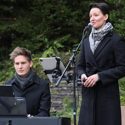 Das Duo Klangvisage (Peter Preitler-Höller, Rebecca Masser)