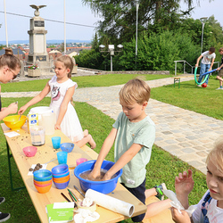 Samenbomben werden so manchen Garten zum Blühen bringen.