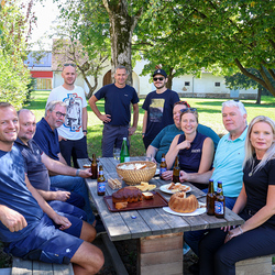 Das Team von EuroTV mit Ines Kvar.